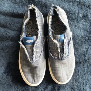 Rocketdog slip on shoes